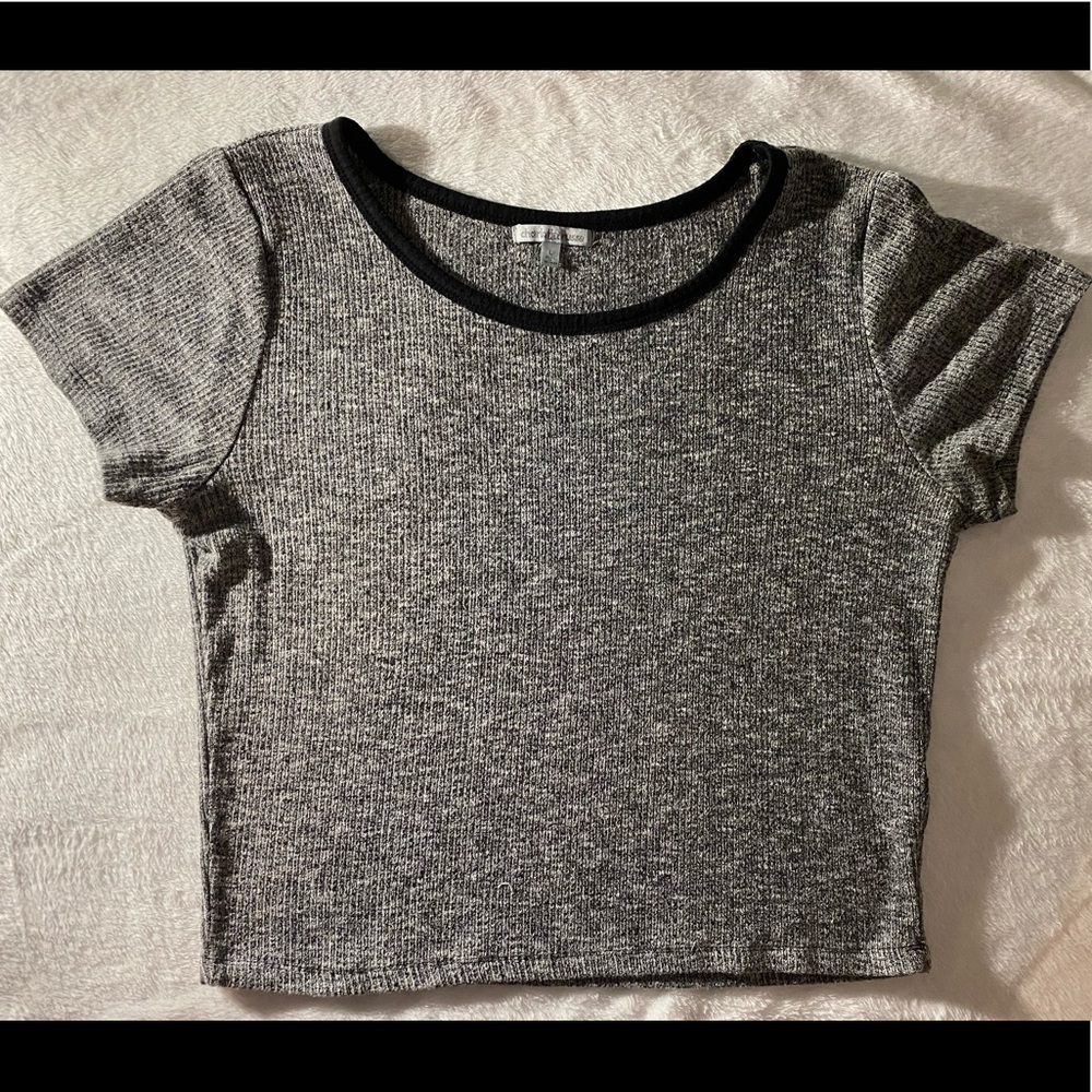 Grey ribbed crop top